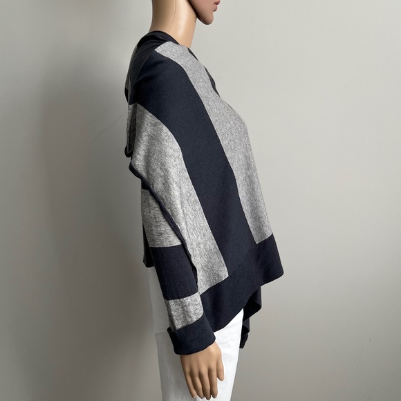 BCBGMaxAzria Cardigan Wrap (Cardi-wrap), Size XS/S, Grey Stripe - Picture 9 of 13